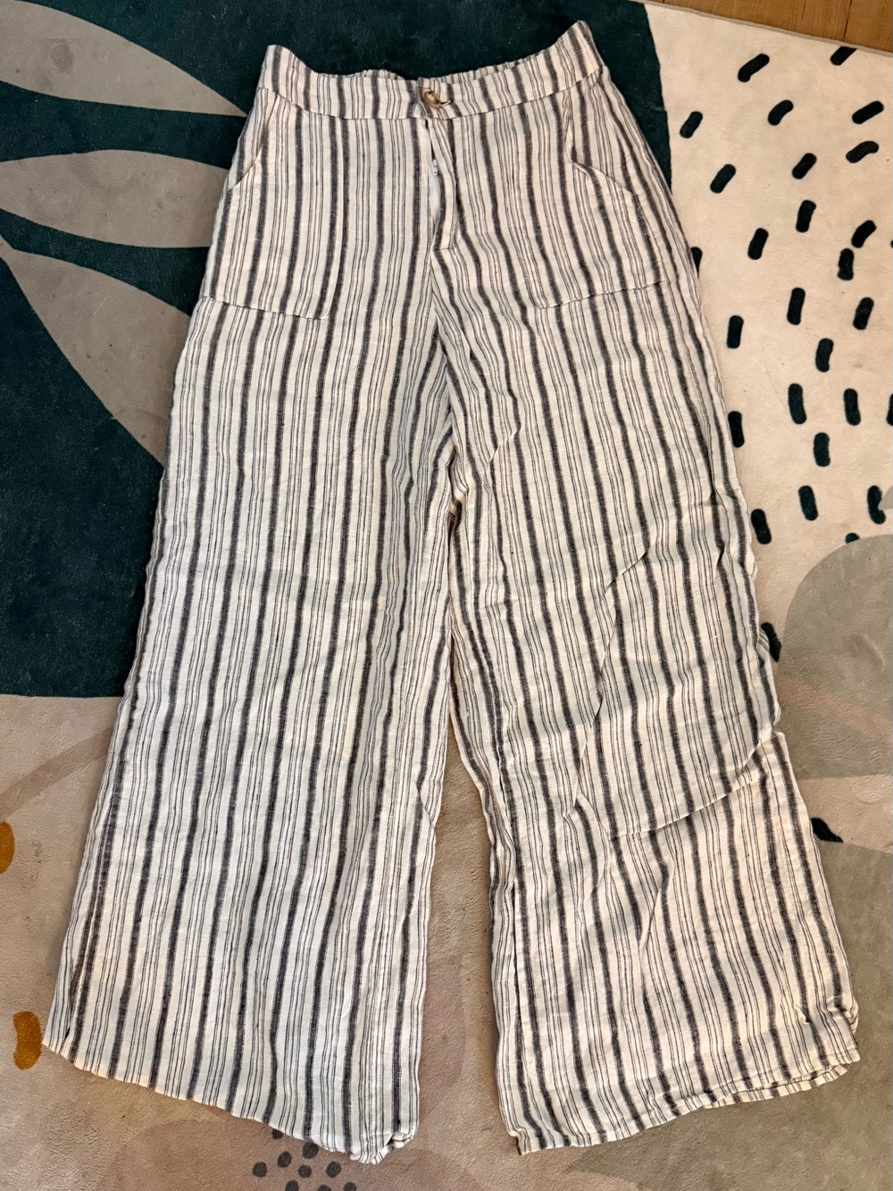 Striped Wide Leg Linen-Blend Pants in White and Black